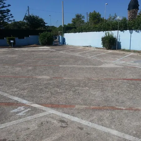 Con Piscina 23 *